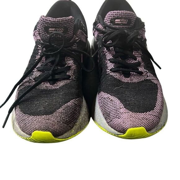 Nike Women's Black and Purple React Infinity Flyknit 2 Lace Up Running Shoes Siz - Picture 1 of 13